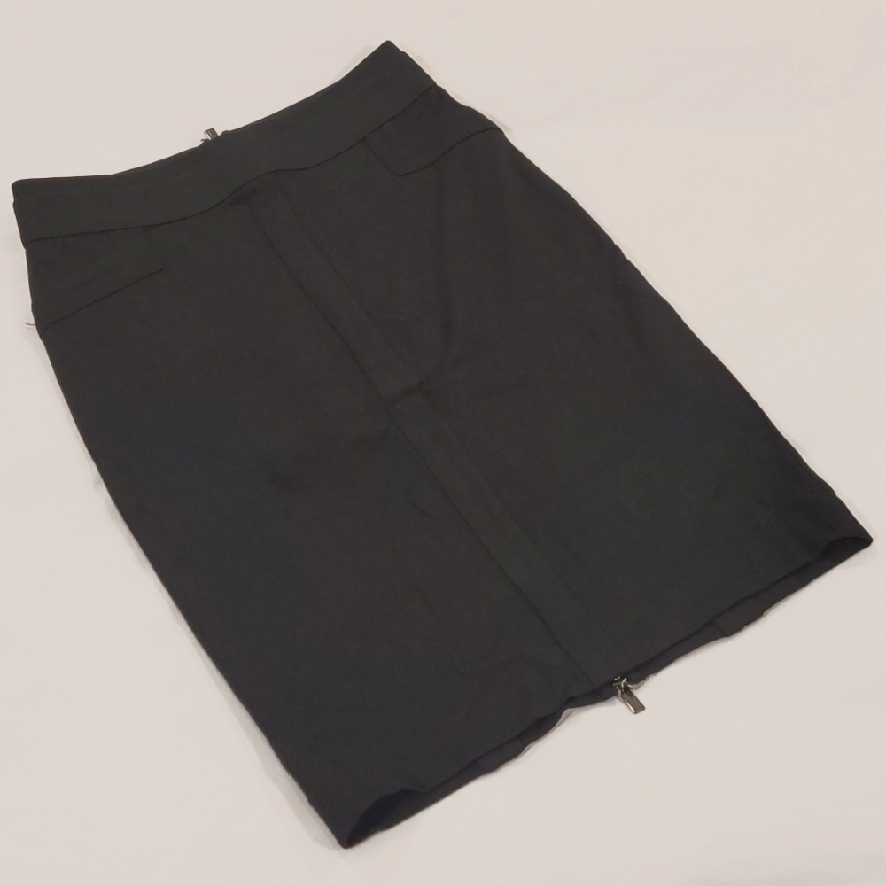 BCBG zip up pencil skirt